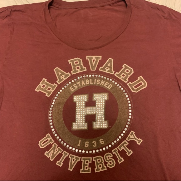 Harvard University maroon t-shirt with gorgeous sparkly embellishments size M - Picture 2 of 9